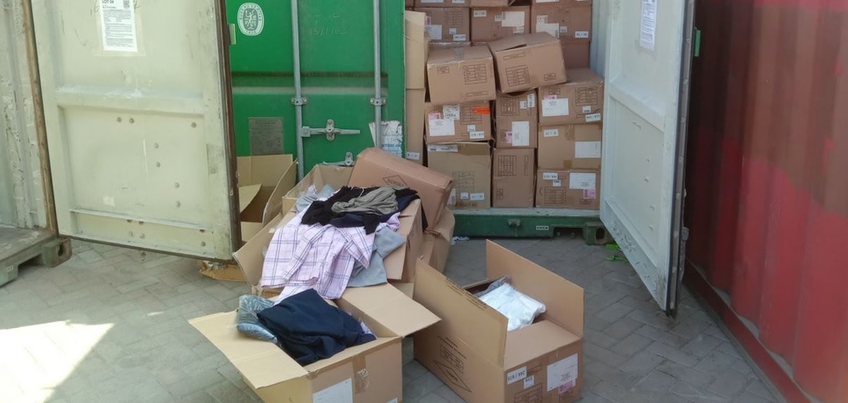 Banjirnya Barang Impor Turunkan Daya Beli Konsumen